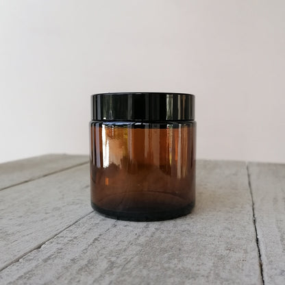 Vaselina con humectantes y aroma con tu propia marca