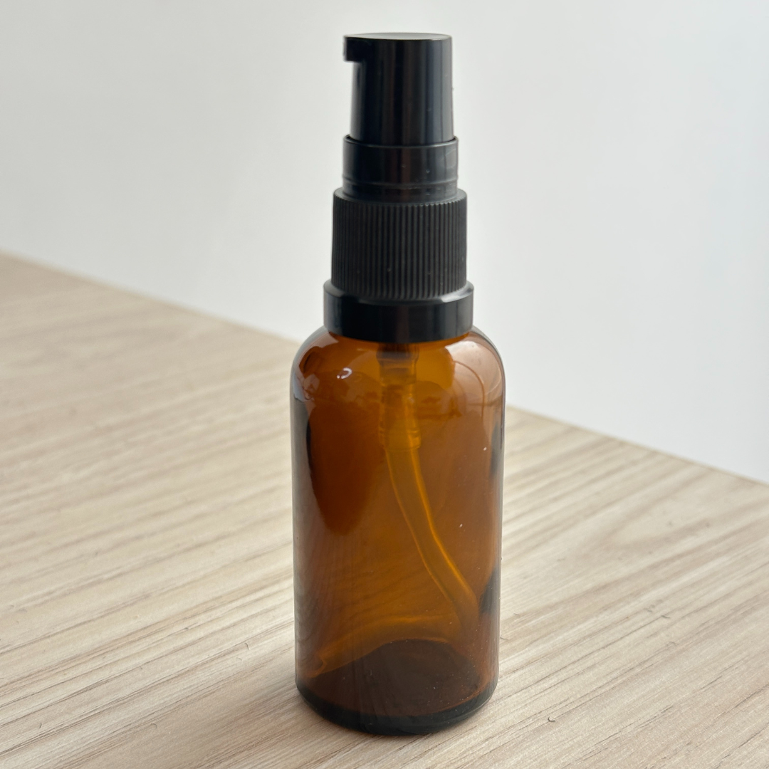 Sérum de Aceite de Jojoba, Rosa Mosqueta y Vitamina E con tu propia marca